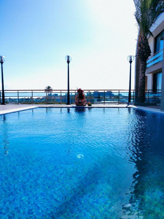 Aquamarine Luxury Residence Cirénia Exterior foto